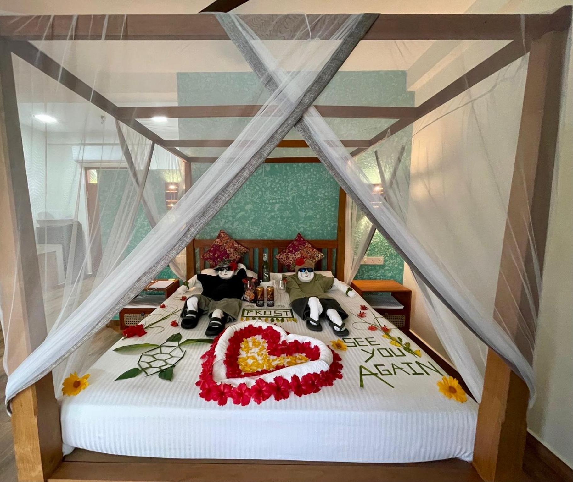 Sri Palms Bed and Breakfast Kosgoda Buitenkant foto